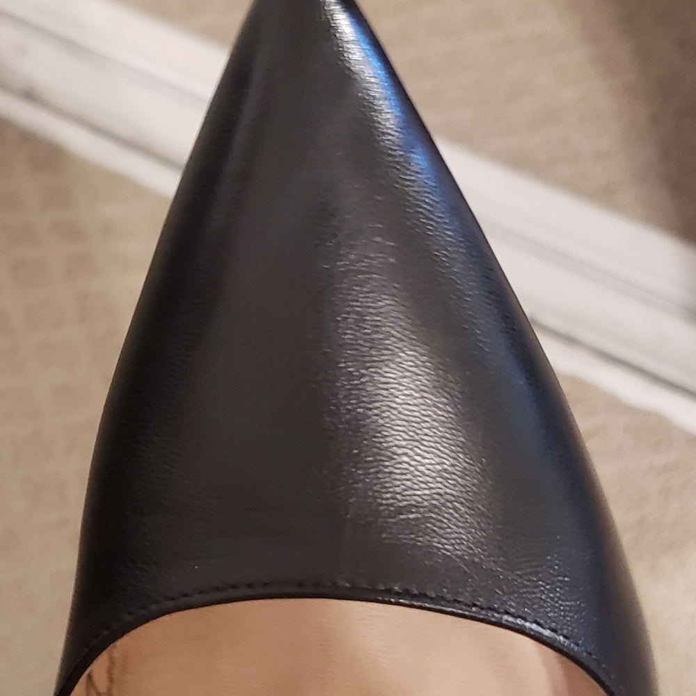 Prada Pumps - Picture 13 of 16